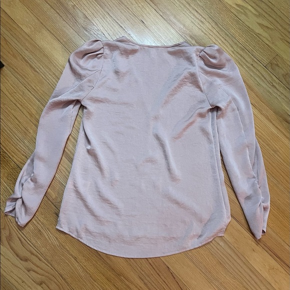Express puff sleeve blouse - Picture 5 of 5